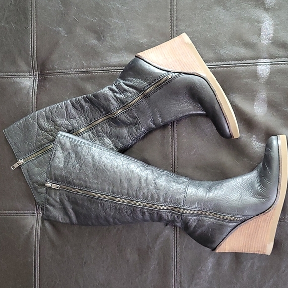 Lucky Brand leather boots! - Picture 2 of 7